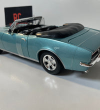 Maisto 1:18 Scale 1967 Chevrolet Camaro SS 396 Convertible Diecast Model Car
