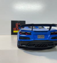 Maisto 1/18 Special Edition Chevrolet Corvette ZR1 Coupe Diecast Model Car.