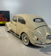 Maisto 1/18 Scale - 1955 Volkswagen Kafer.VW Beetle Diecast Model Car