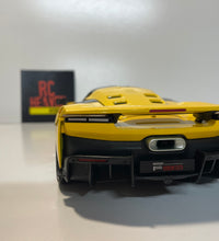 Maisto F80 Ferrari 1:18 Scale Model Yellow Diecast Car.