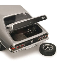 Classic Carlectables #18866 1/18 Holden LJ Torana XU1 Baroda Silver Diecast Model