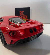 Maisto 2017 Ford GT Red Diecast 1:18 Model Car Special Edition