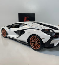 Maisto Lamborghini Sian FKP 37 1/18 Scale Diecast Model Car.