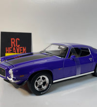 Maisto 1:18 Scale 1971 Chevrolet Camaro Diecast Model Car American Muscle