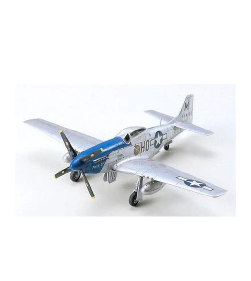 Tamiya 1/72 Scale North American P-51D Mustang Model Kit No: 60749
