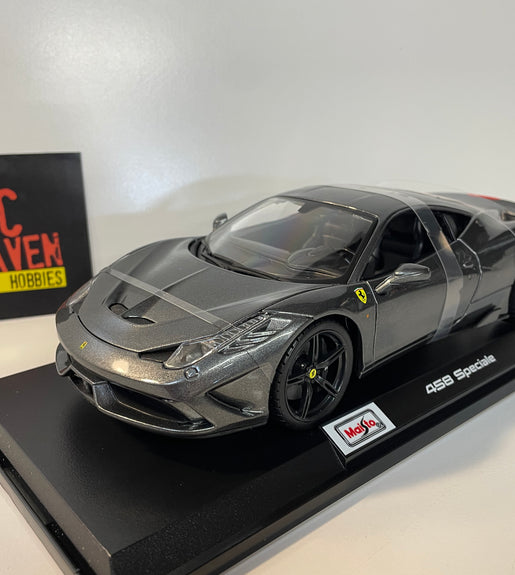 Maisto Ferrari 458 Speciale Metallic Grey 1:18 Scale Diecast Model Car.