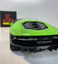 Maisto Lamborghini Centenario  1:18 Scale Diecast Model Car Green.