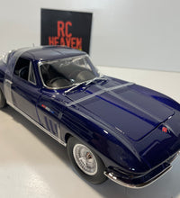 Maisto 1/18 Diecast Special Edition 1965 Chevrolet Corvette Metallic Purple Model Car.