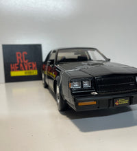 Maisto 1/18 Scale - 1987 Buick Grand National Diecast Model Car.