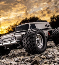 Kyosho 34702 1/10 Mad Wagon 4WD Electric RC Monster Truck Kit [34702]