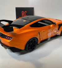 Maisto 2025 Mustang GTD 1/18 Scale Diecast Model American Muscle Car Orange.