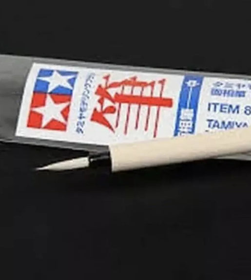 Tamiya  87016 Pointed Paint Brush Medium (1pc) Tamiya