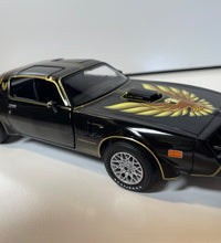 1:24 1979 Pontiac Firebird Trans Am -- Rocky 2 -- Greenlight #GL81471