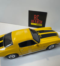 Maisto 1:18 Scale 1971 Chevrolet Camaro Diecast Model Car American Muscle