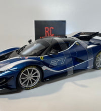 Maisto 1:18 Ferrari FXX-K Evo Diecast Model Toy Car - Blue, Collector's Edition.