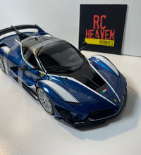Maisto 1:18 Ferrari FXX-K Evo Diecast Model Toy Car - Blue, Collector's Edition.