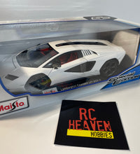 Maisto 1/18 Scale Diecast Lamborghini Countach LPI 800-4 - White Model Car