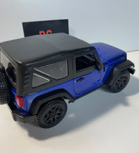 Maisto 1:18 Scale Diecast Model Car  2014 Jeep Wrangler Willys.