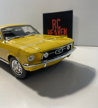 Maisto 1967 Ford Mustang GTA Fastback 1/18 Diecast Model American Muscle Car
